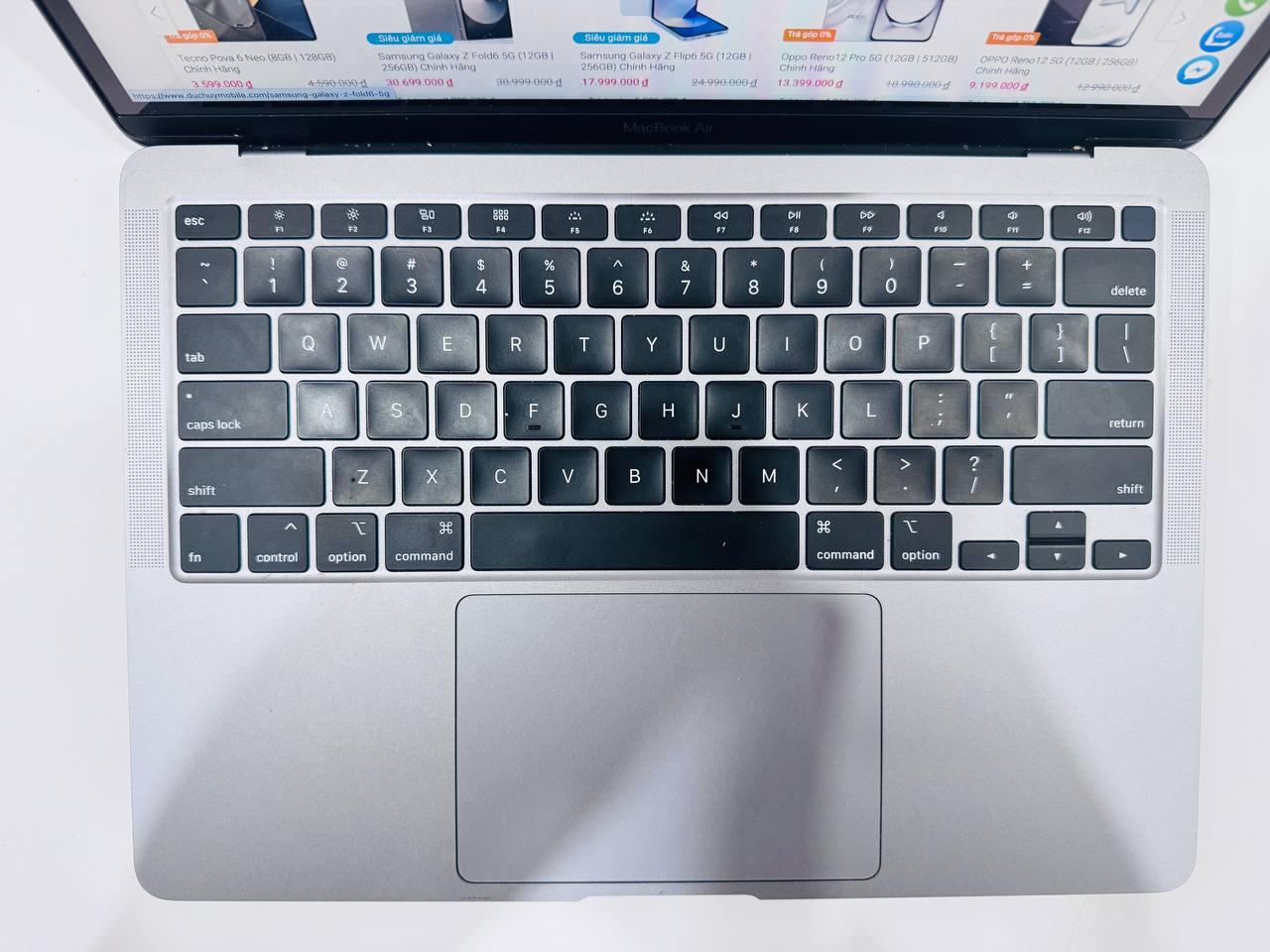 bàn phím Macbook Air 2020 Chip Intel Core i3-1000G4 cũ