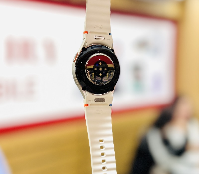 Samsung Galaxy Watch 7 Bluetooth 40mm có nhiều cảm biến thông minh