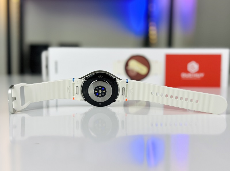 Samsung Galaxy Watch 7 Bluetooth 40mm có chip Exynos W1000 mạnh mẽ