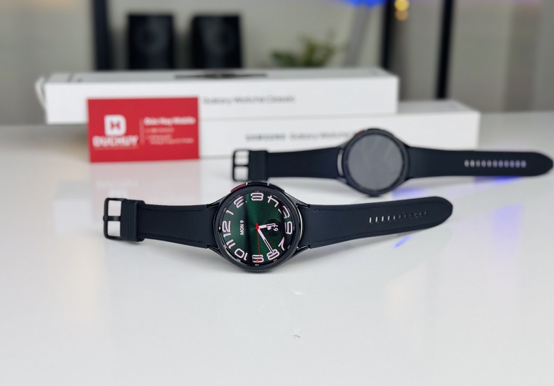 Samsung Galaxy Watch6 Classic 43mm LTE có ngoại hình sang trọng