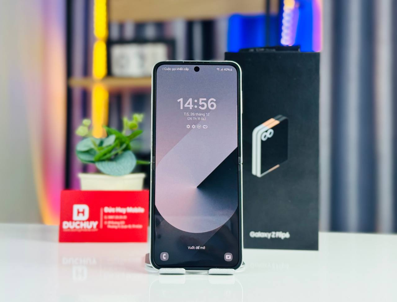 mặt trước Samsung Galaxy Z Flip6 5G Màu Độc Quyền