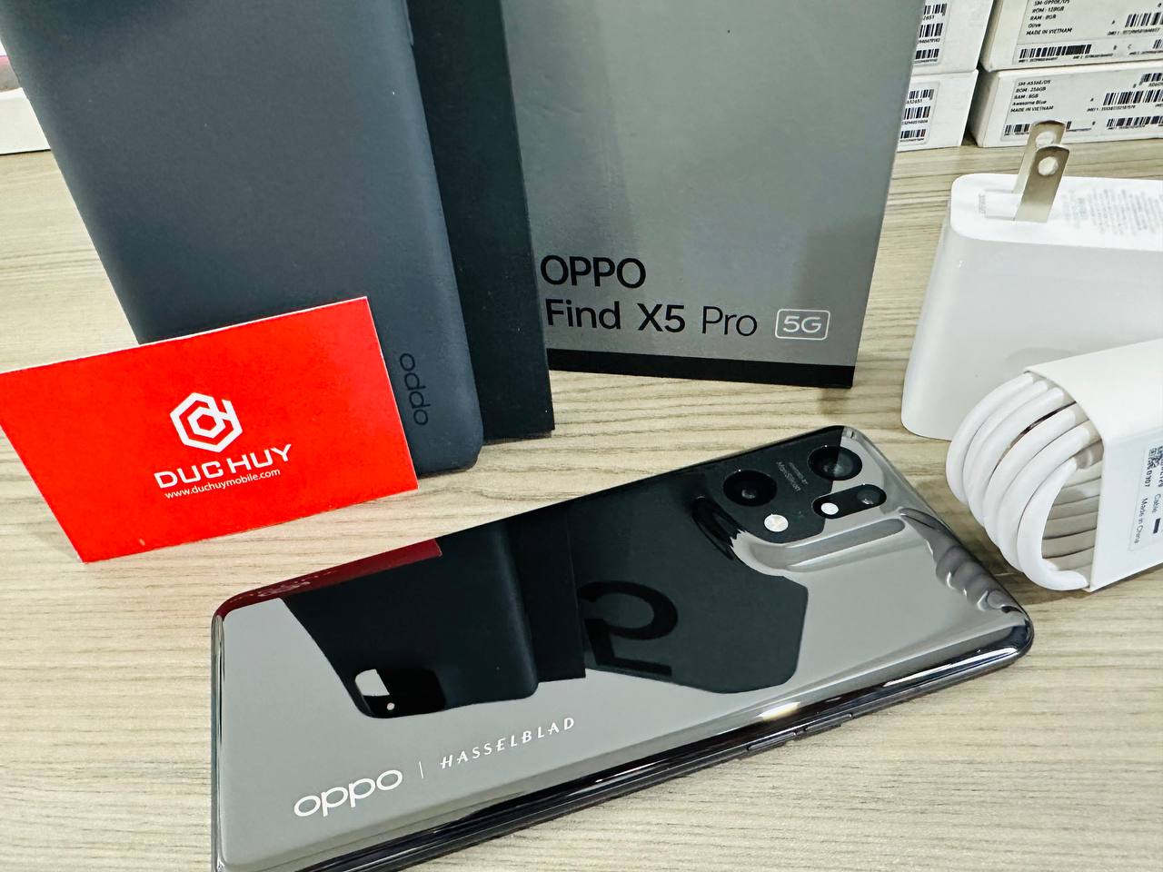 mặt lưng Oppo Find X5 Pro