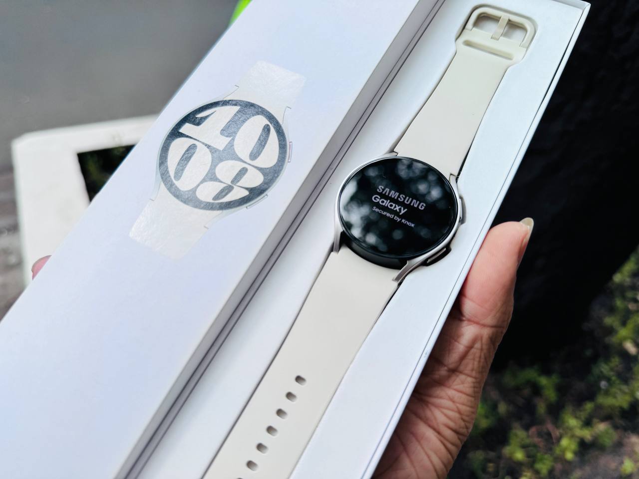 trên tay Galaxy Watch6 40mm GPS Trôi Bảo Hành