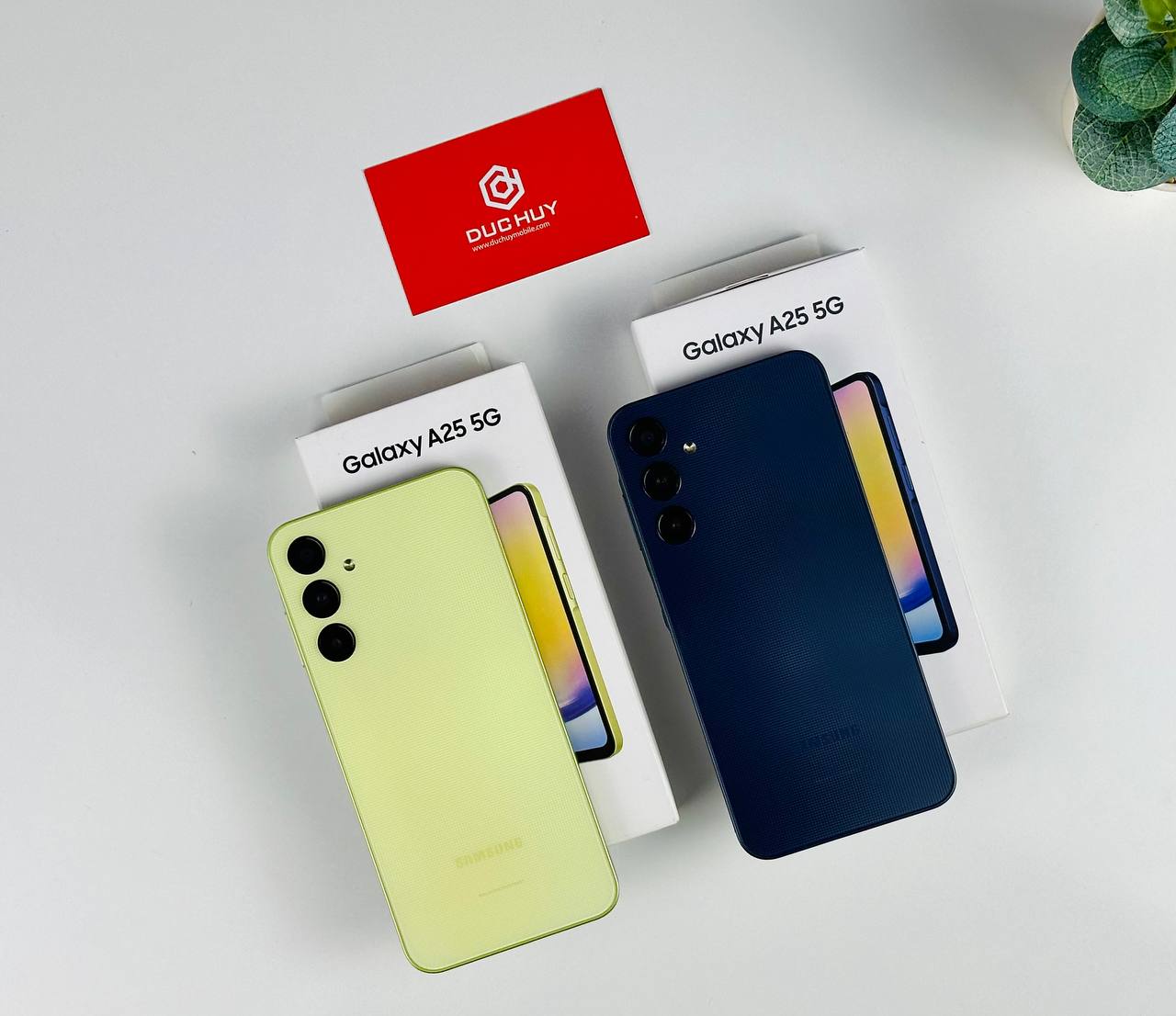 ngoại hình Galaxy A25 5G trẻ trung