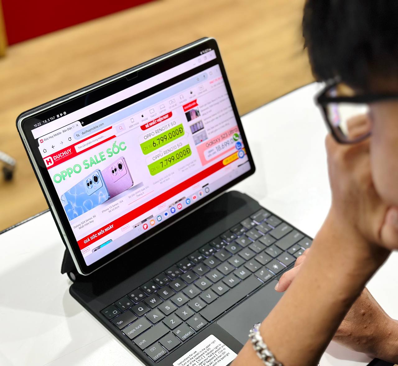 Samsung Galaxy Tab S9 FE Plus có màn hình lớn hơn Galaxy Tab S9 FE