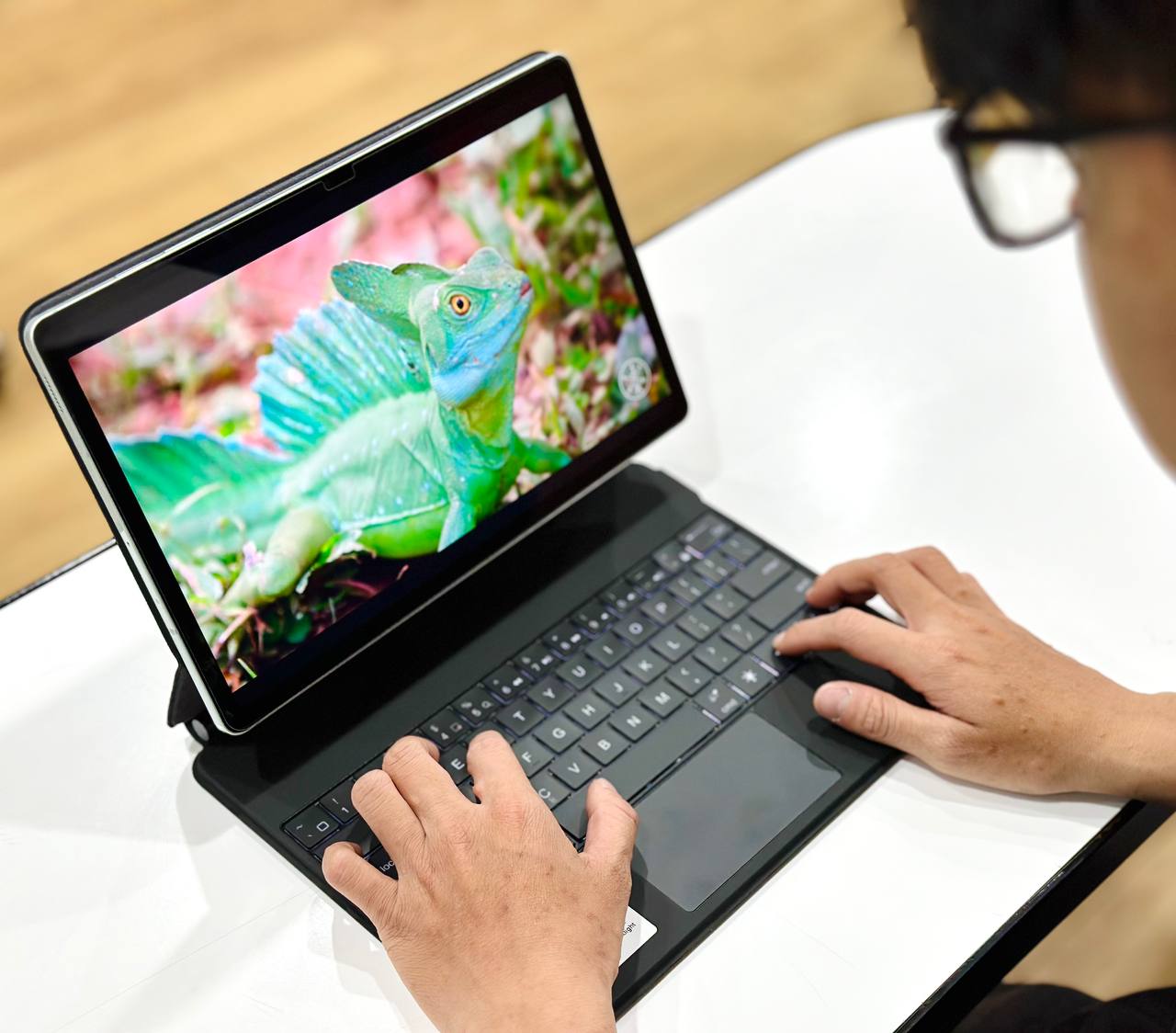 màn hình Samsung Galaxy Tab S9 FE Plus Wifi hiển thị đẹp 