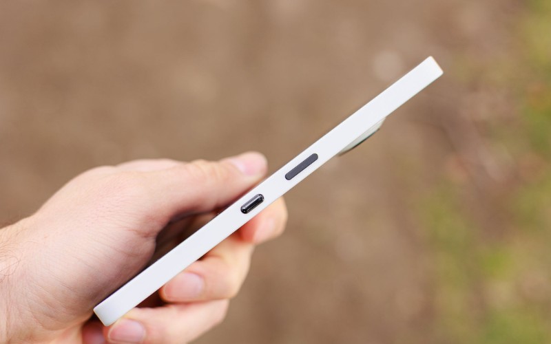 Nothing Phone 3a ra mắt khi nào?