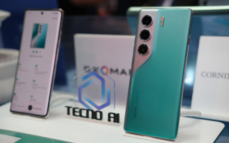 Dung lượng pin 5200mAh và sạc nhanh 45W