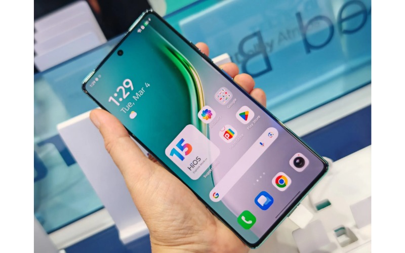 Màn hình AMOLED cong tràn viền hiển thị sắc nét