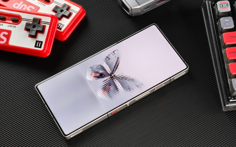 Dung lượng pin thực sự ấn tượng trên ZTE nubia Red Magic 10 Pro