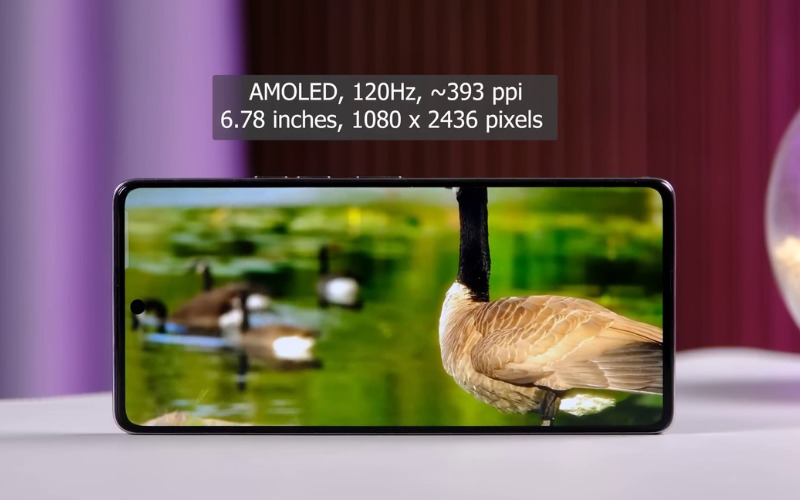 Màn hình AMOLED kích thước lớn tích hợp 120Hz
