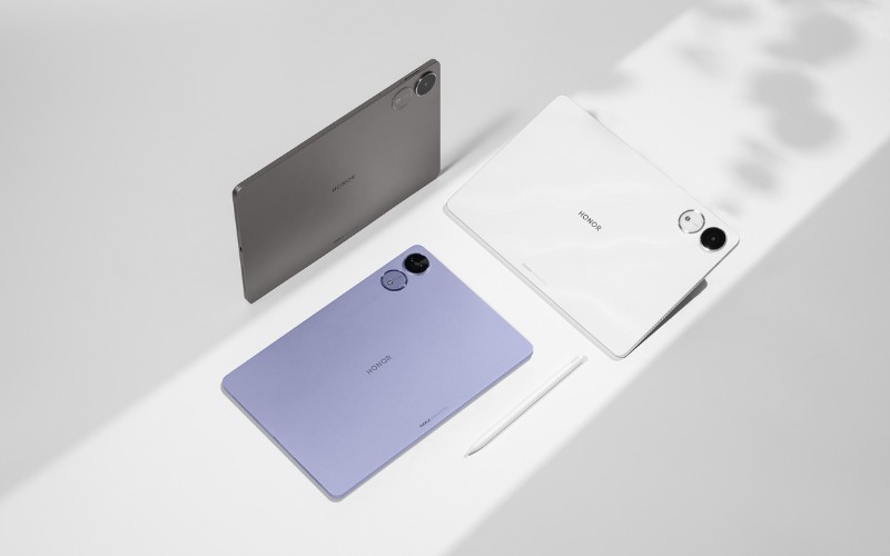 Dung lượng pin 10,100mAh hỗ trợ sạc nhanh 66W