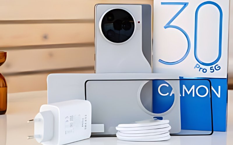 Dung lượng pin và tốc độ sạc trên Tecno Camon 30 Pro