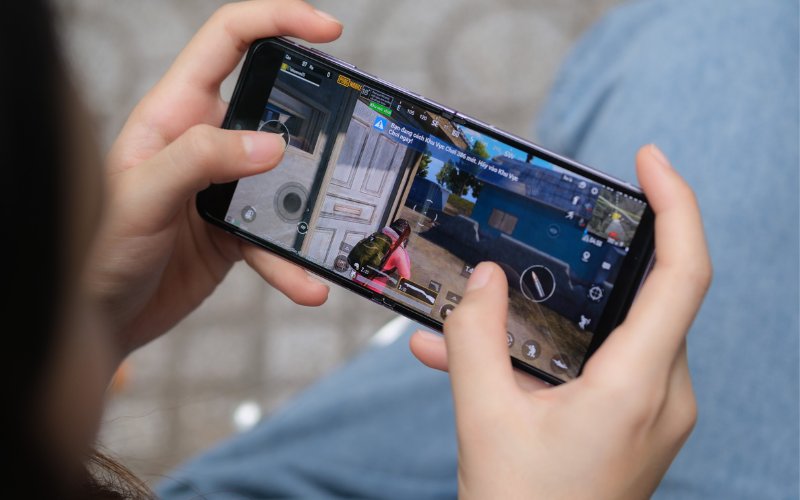 Test hiệu năng trên Samsung Galaxy Z Flip6 5G