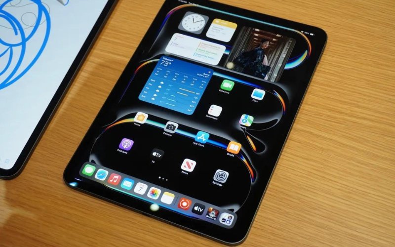 Lần đầu tiên iPad Pro M4 được trang bị màn hình OLED sắc nét. 