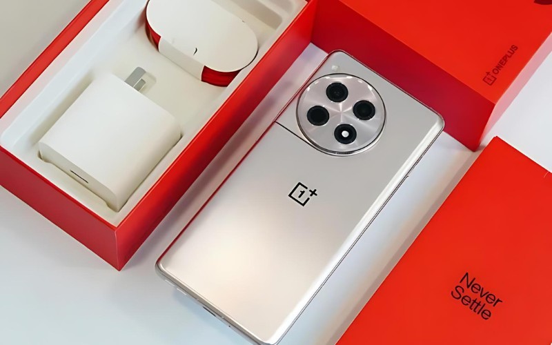 Pin và sạc của OnePlus Ace 3 Pro