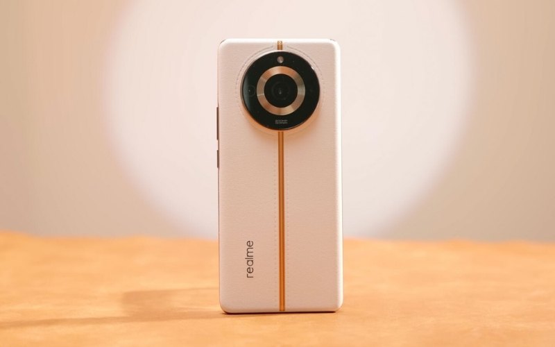Thiết kế realme hợp xu hướng, hiện đại