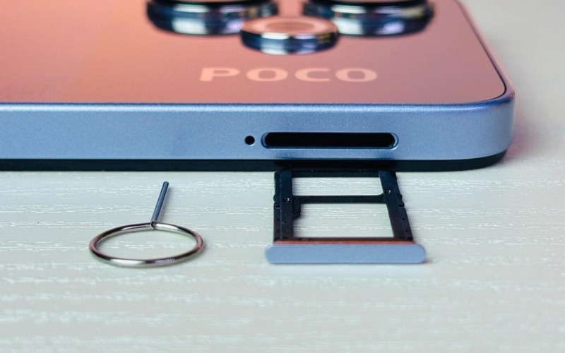 Khay sim vật lý Xiaomi POCO M6 Plus 5G