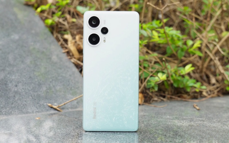 Thiết kế Xiaomi Redmi Note 12 Turbo 5G