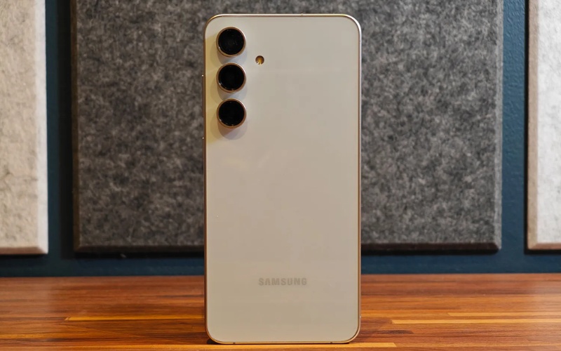 Samsung Galaxy S24 FE màu Xám Opal