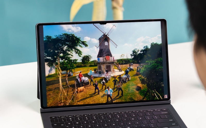 Màn hình tối ưu tốt với bút S Pen Samsung Galaxy Tab S10 Ultra 5G 1TB