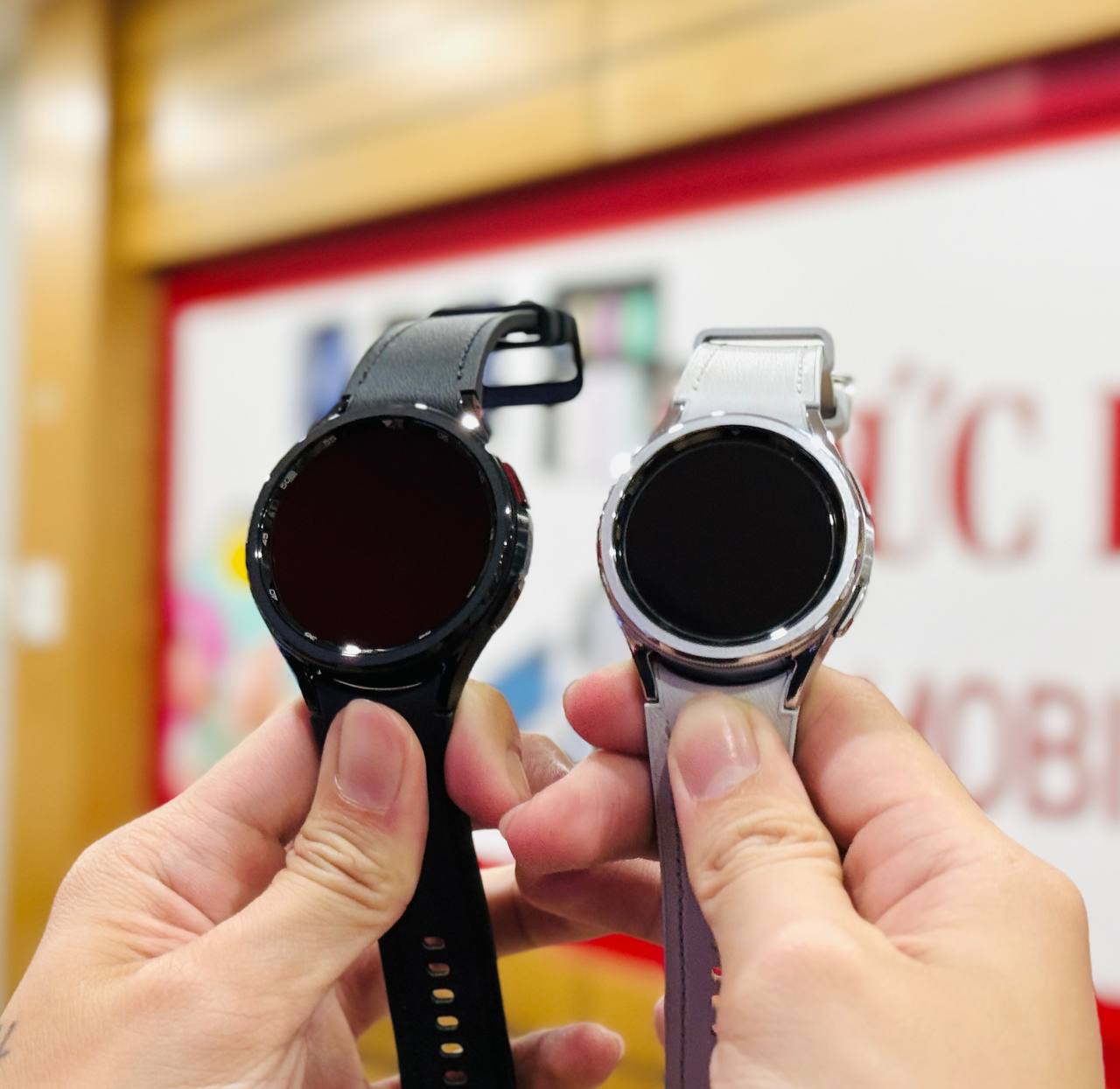 Samsung Galaxy Watch6 Classic 43mm Bluetooth có pin bền bỉ