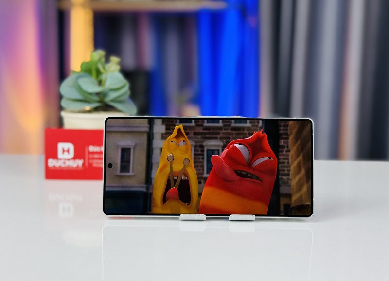Samsung Galaxy S25 Ultra có màn hình Dynamic AMOLED 2X cao cấp