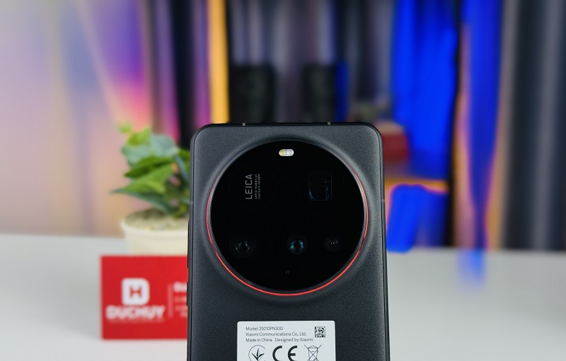 Xiaomi 15 Ultra có cụm camera Leica chất lượng 