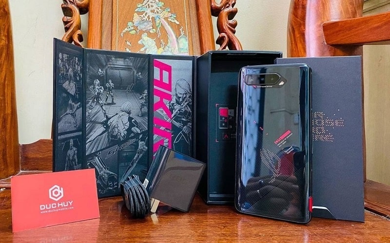 Có sẵn Asus ROG Phone 5