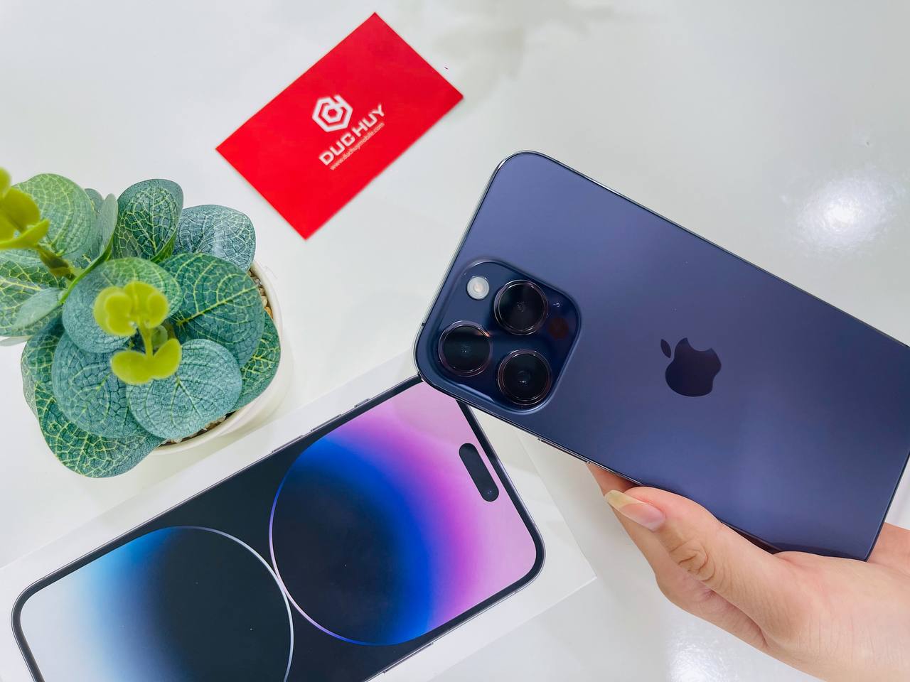 iPhone 14 Pro Max 128GB Cũ sở hữu ống kính 48MP chất lượng. Ả