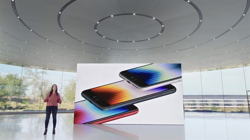 ngoại hình iPhone SE 2022