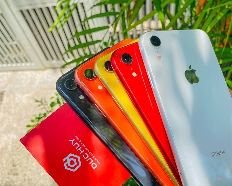 trên tay iPhone XR 64GB Chưa Active