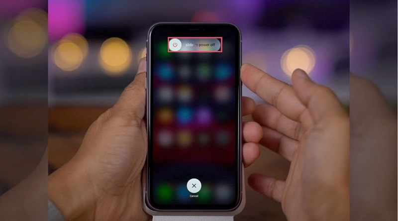 Trượt để tắt nguồn trên màn hình để tắt iPhone