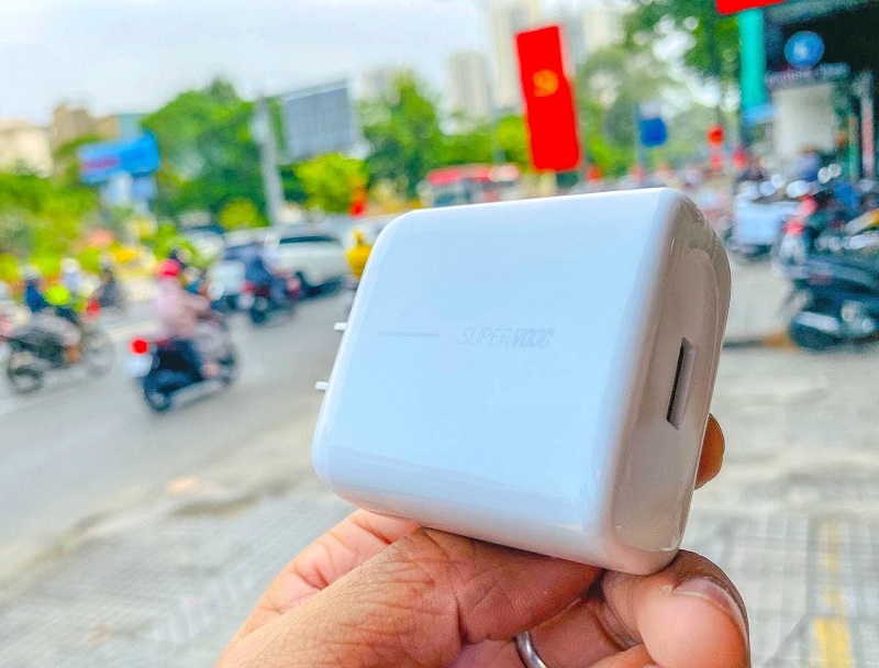 sạc OPPO Reno5