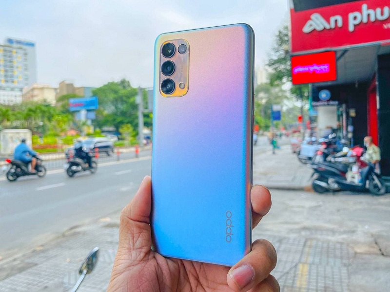 thiết kế OPPO Reno5