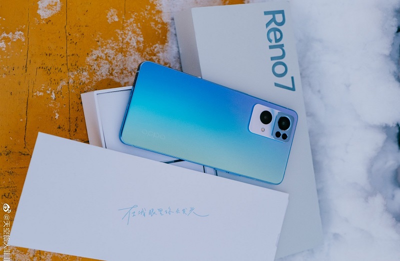 thiết kế OPPO Reno7 Pro 5G