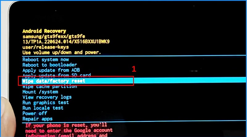 di chuyển đến tùy chọn Wipe data/factory reset