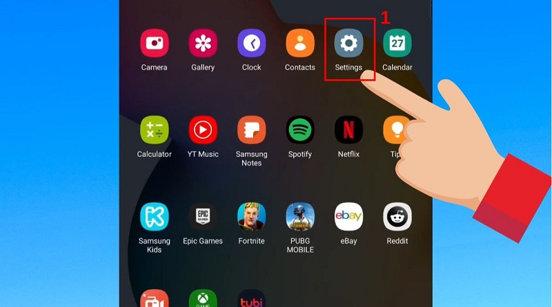 Từ giao diện chính của máy, chạm vào biểu tượng Cài đặt để mở các tùy chọn hệ thống.