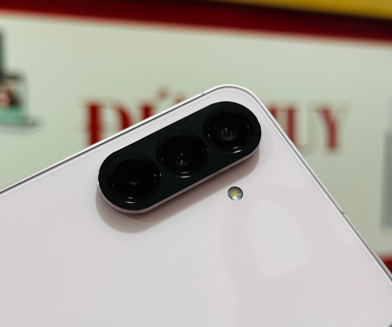 Samsung A56 có camera 50MP hỗ trợ nhiều tính năng chỉnh sửa ảnh AI