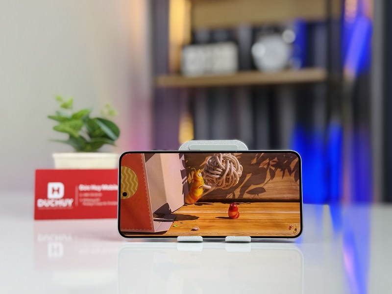 Samsung Galaxy S25 5G 512GB có viền màn hình làm mỏng hơn
