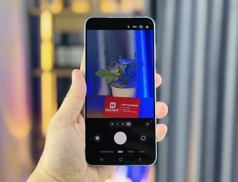Galaxy S25 Plus 512GB hỗ trợ zoom tối đa 30x