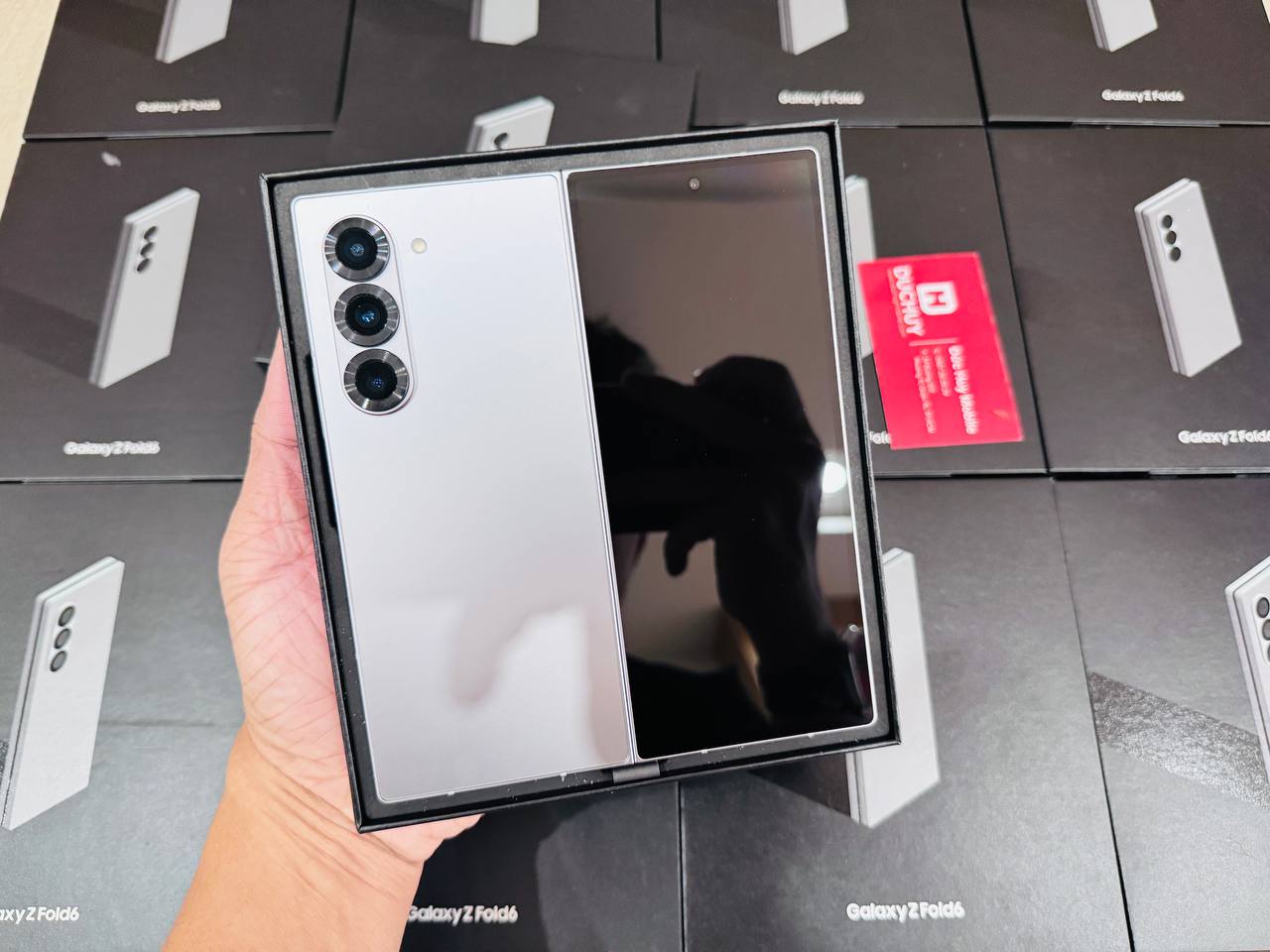 Samsung Galaxy Z Fold 6 cũ có giá cực tốt