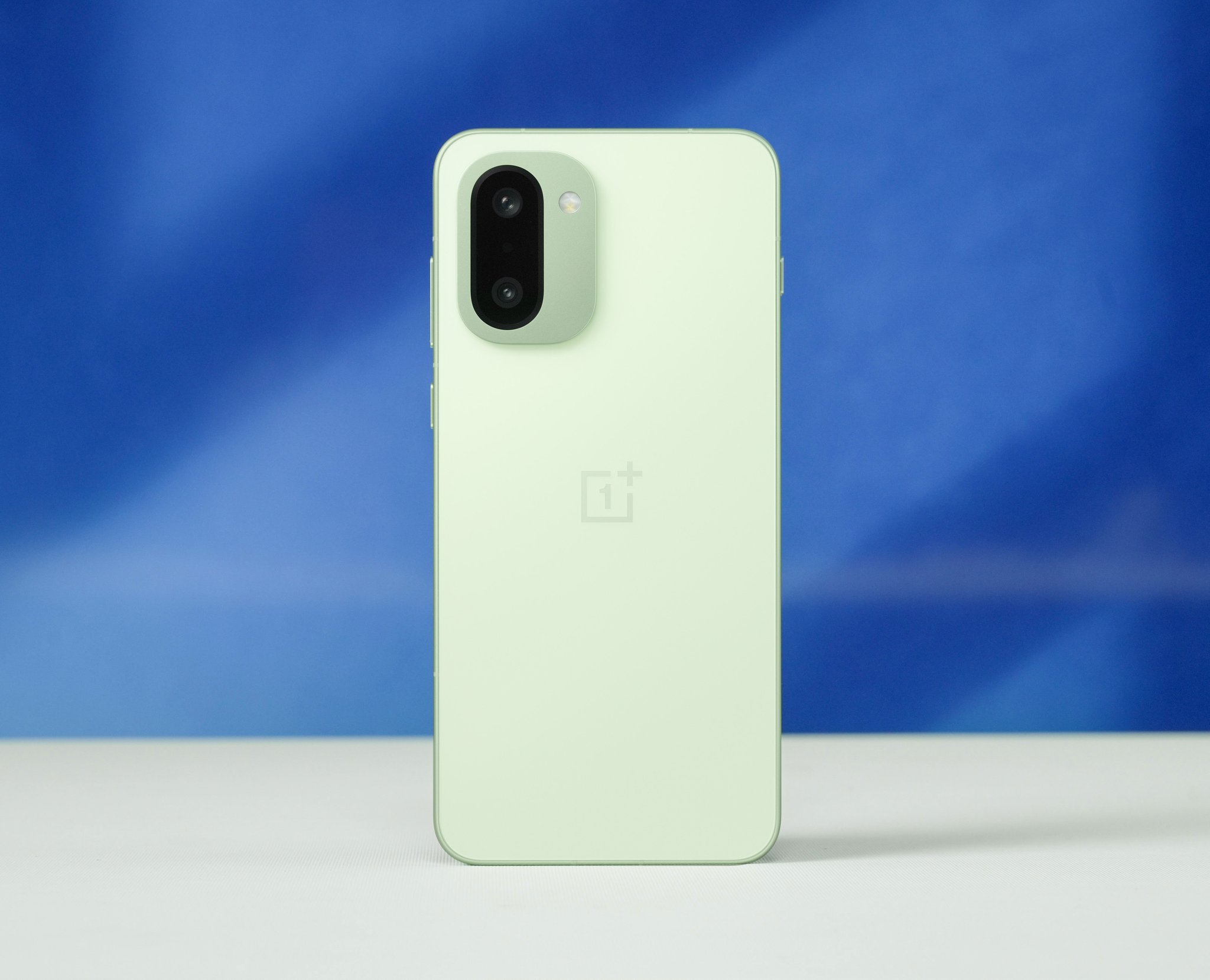 OnePlus Ace 6T sẽ trang bị Snapdragon 8 Gen 5