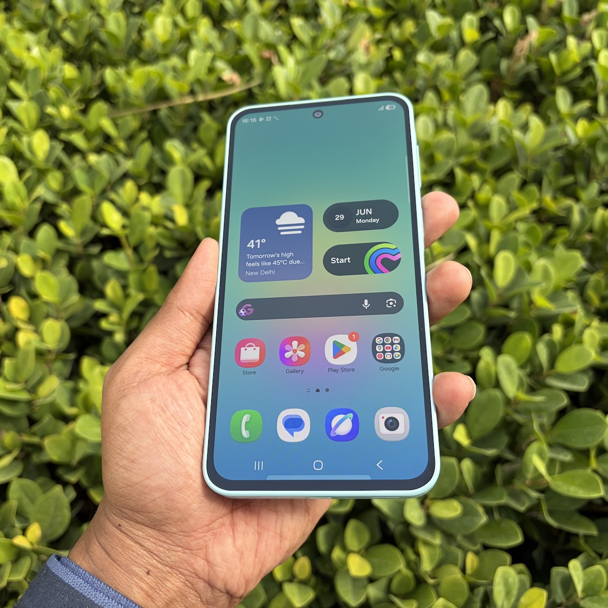 Samsung Galaxy A27 5G trang bị màn hình tấm nền Super AMOLED