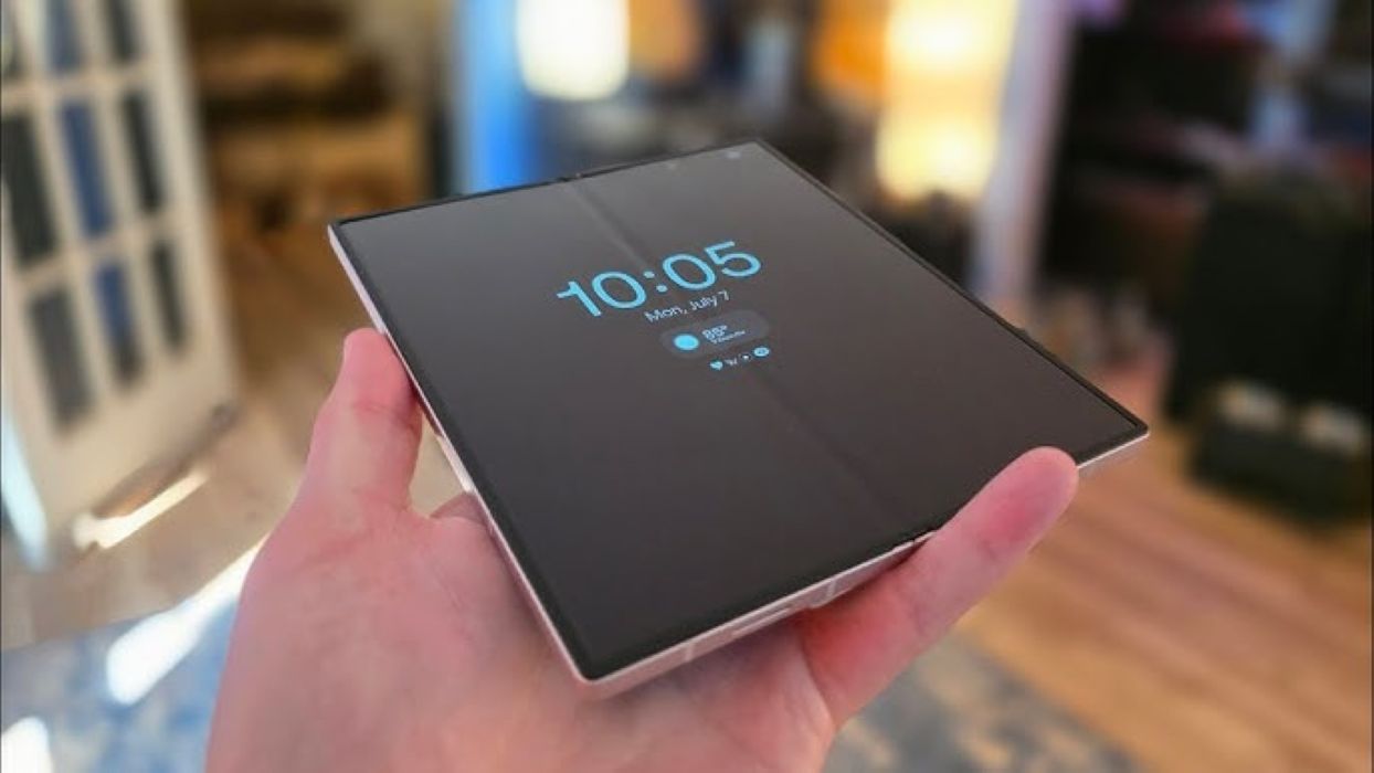 galaxy z fold 8 sẽ có thiết kế cải tiến nếp gấp