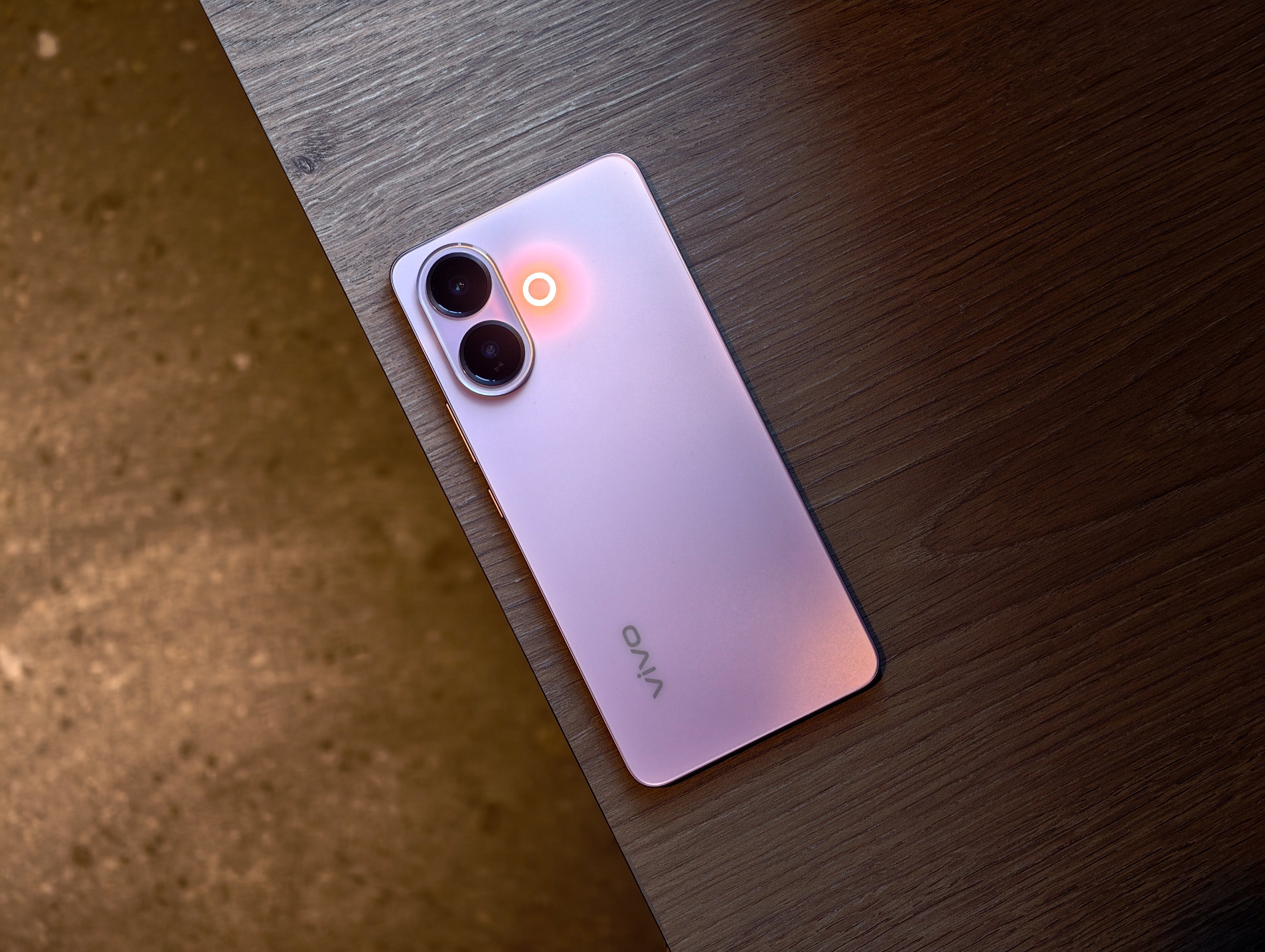 vivo v60 lite bản 512gb có 3 màu là Xanh Dương, Hồng và Đen.