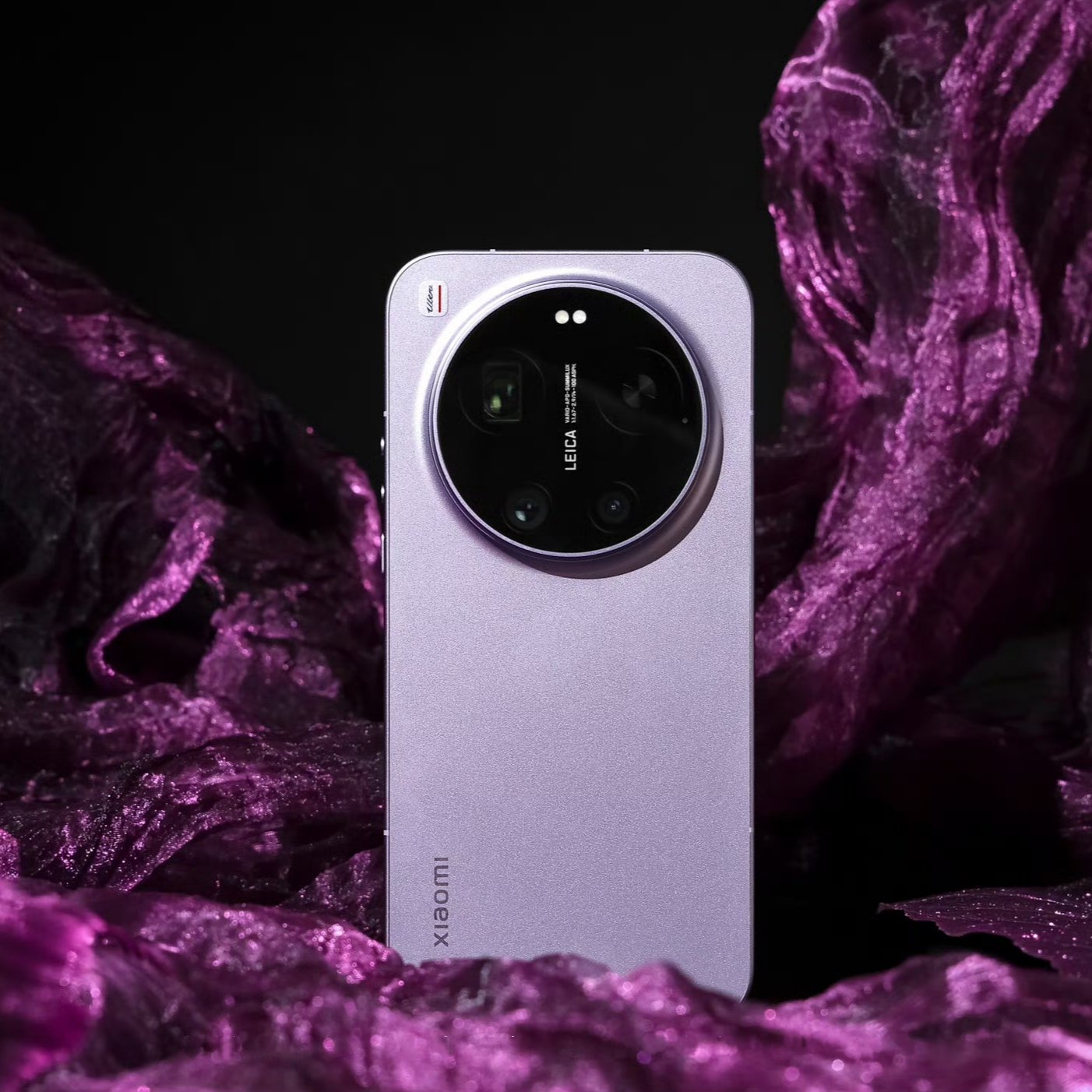 Xiaomi 17 Ultra dung lượng 512GB có thiết kế siêu mỏng