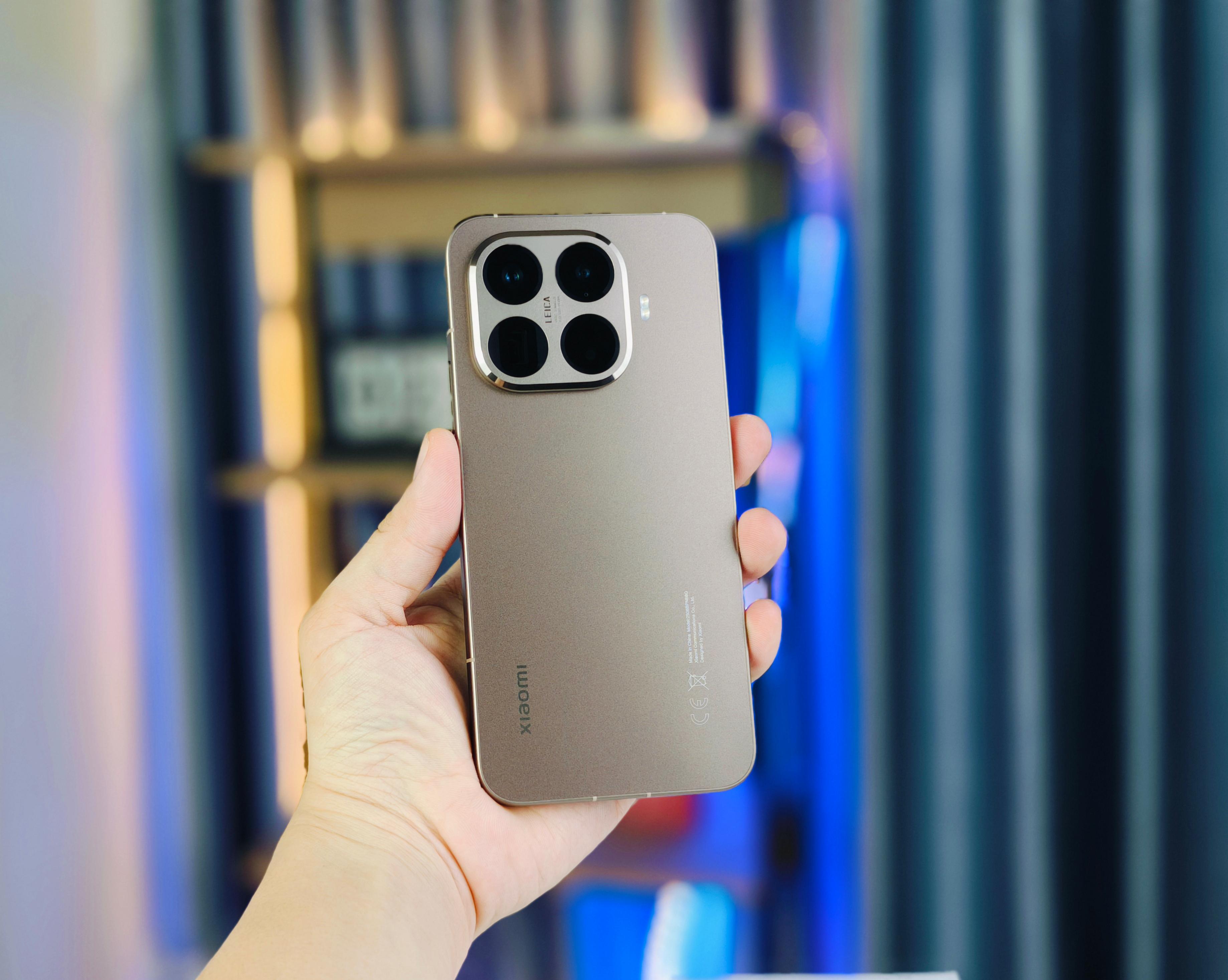 xiaomi 15t pro cũ màu vàng hồng là sản phẩm rất hot khi bán ra