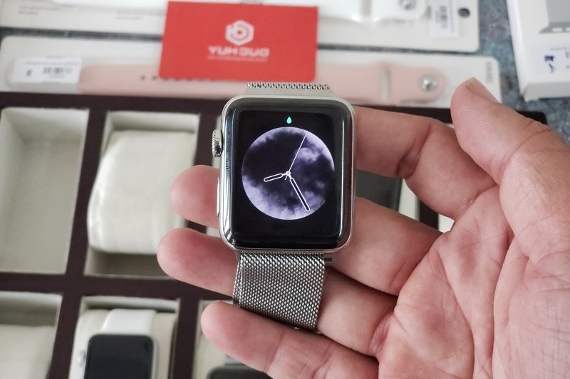 mua apple watch series 2