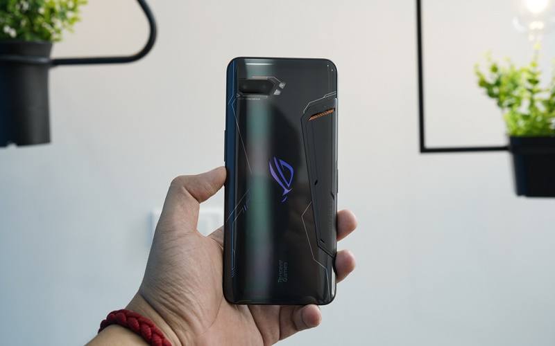 đánh giá asus rog phone 2 thiết kế 